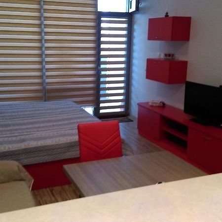 Studio Love Apartment Burgas City Exterior foto